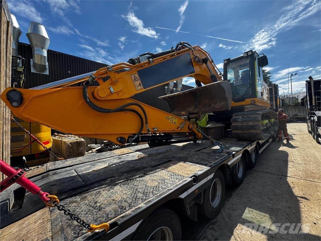 JCB 220XLC 대형 굴삭기 29톤 이상