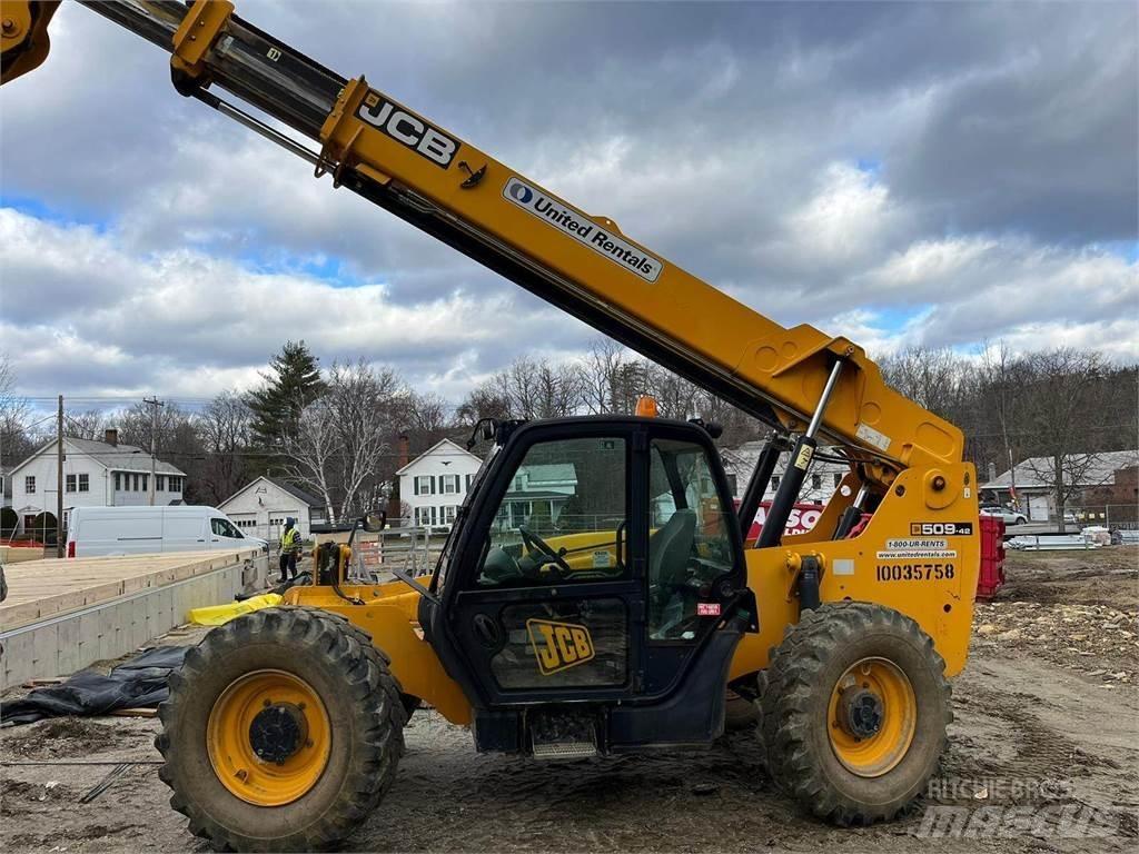 JCB 509-42 텔러 핸들러