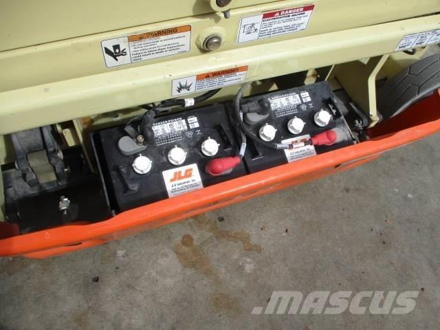 JLG 1930ES 가위형 리프트