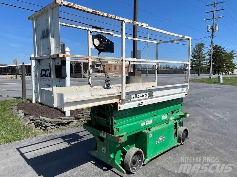 JLG 1932RS 가위형 리프트