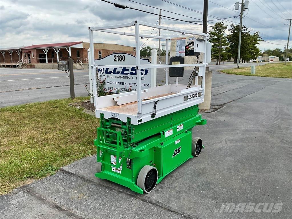 JLG 1932RS 가위형 리프트
