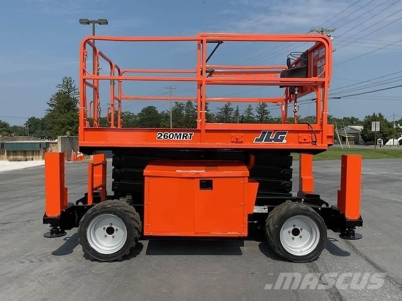 JLG 260MRT 가위형 리프트
