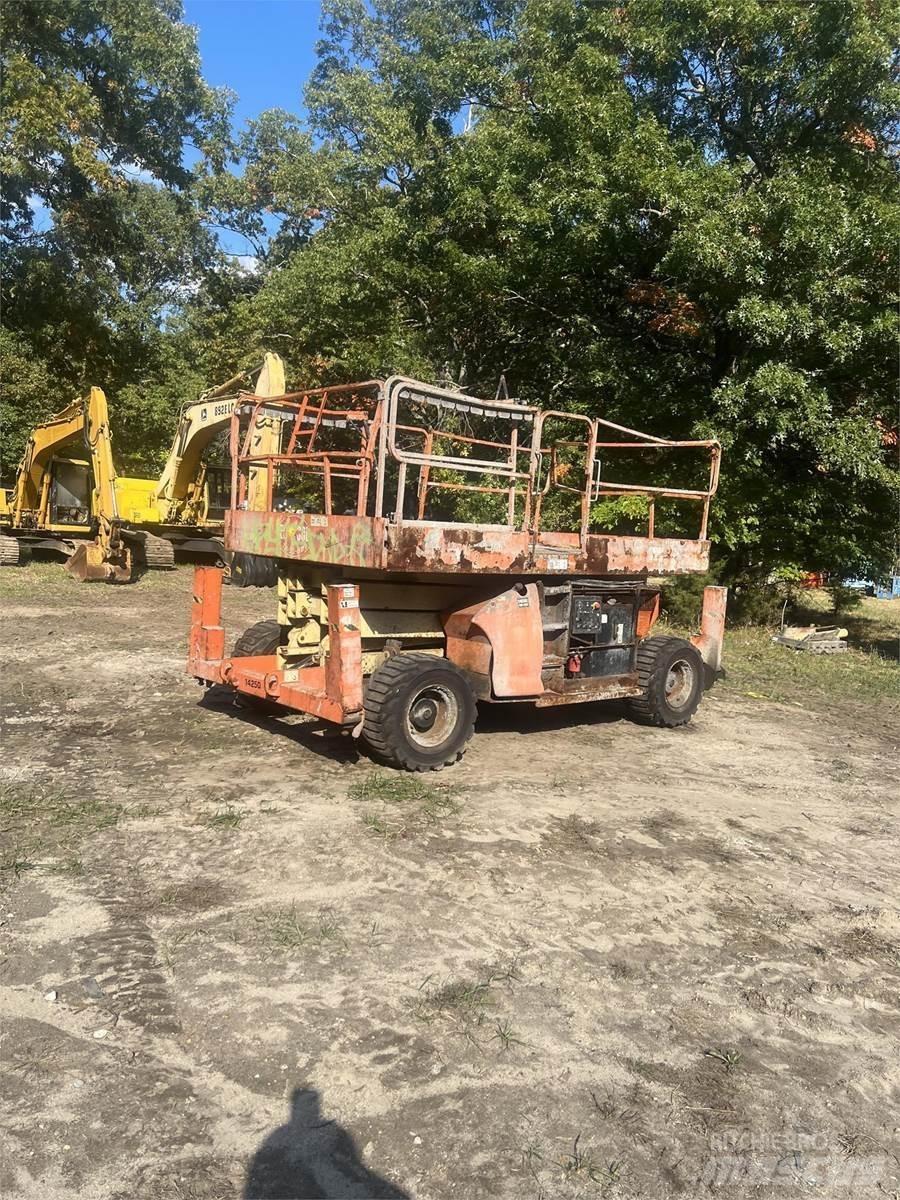 JLG 3394RT 가위형 리프트