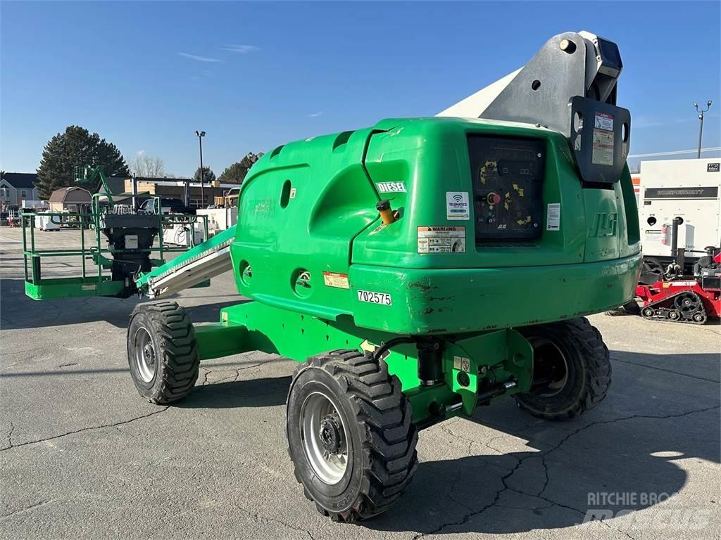 JLG 400S 견인식 전동이동 리프트