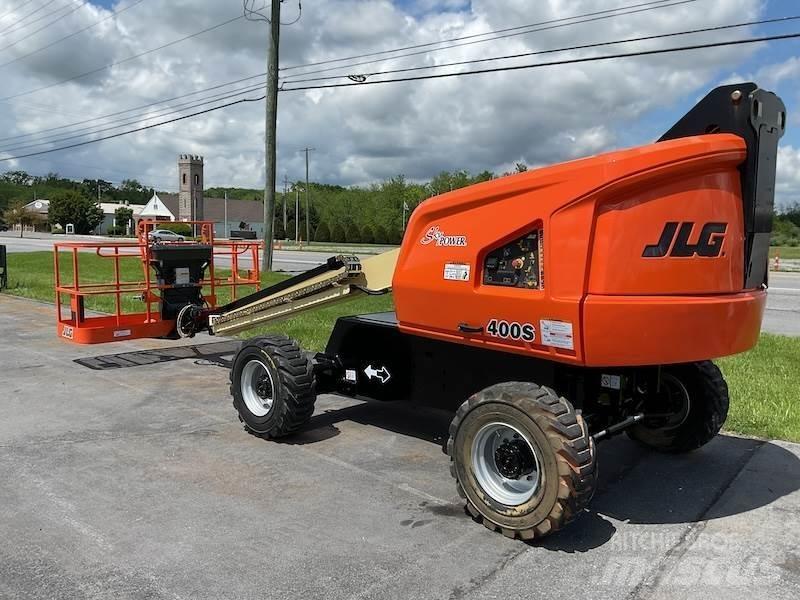 JLG 400S 견인식 전동이동 리프트