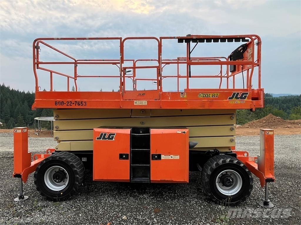 JLG 430LRT 가위형 리프트