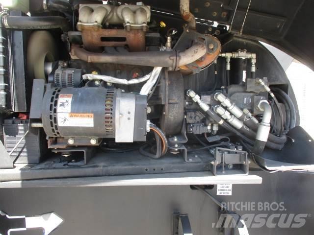 JLG 800S 기타 승강기와 플랫폼