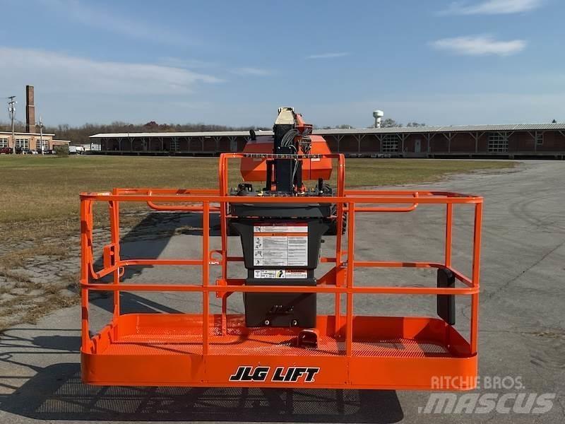 JLG 860SJ 견인식 전동이동 리프트