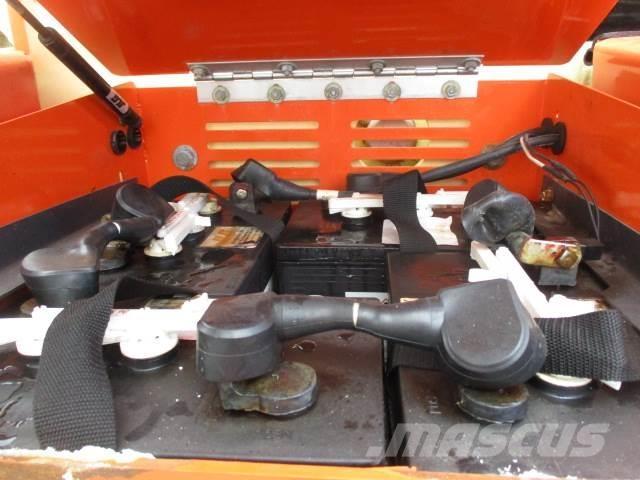 JLG M600J 기타 승강기와 플랫폼