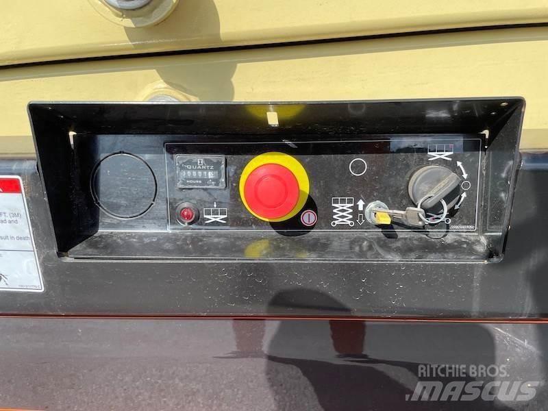 JLG R4045 가위형 리프트