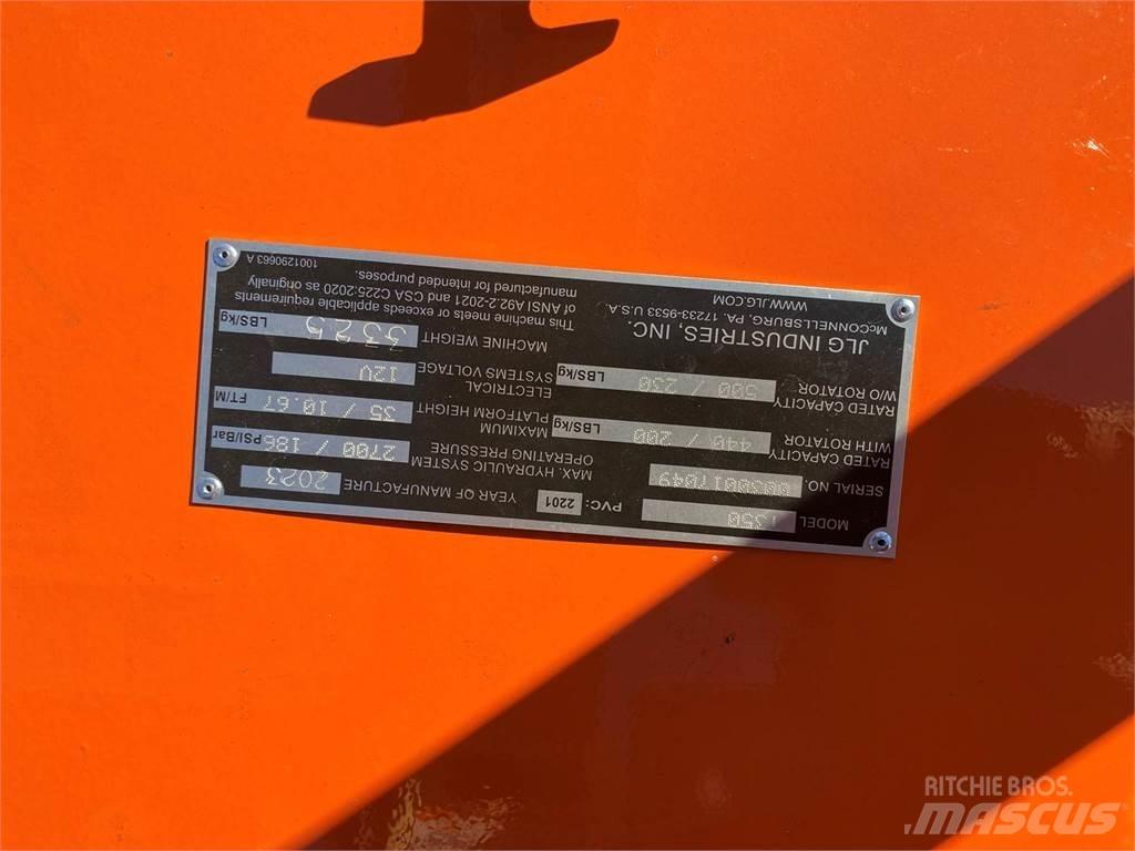 JLG T350 트레일러 탑재 고소작업대