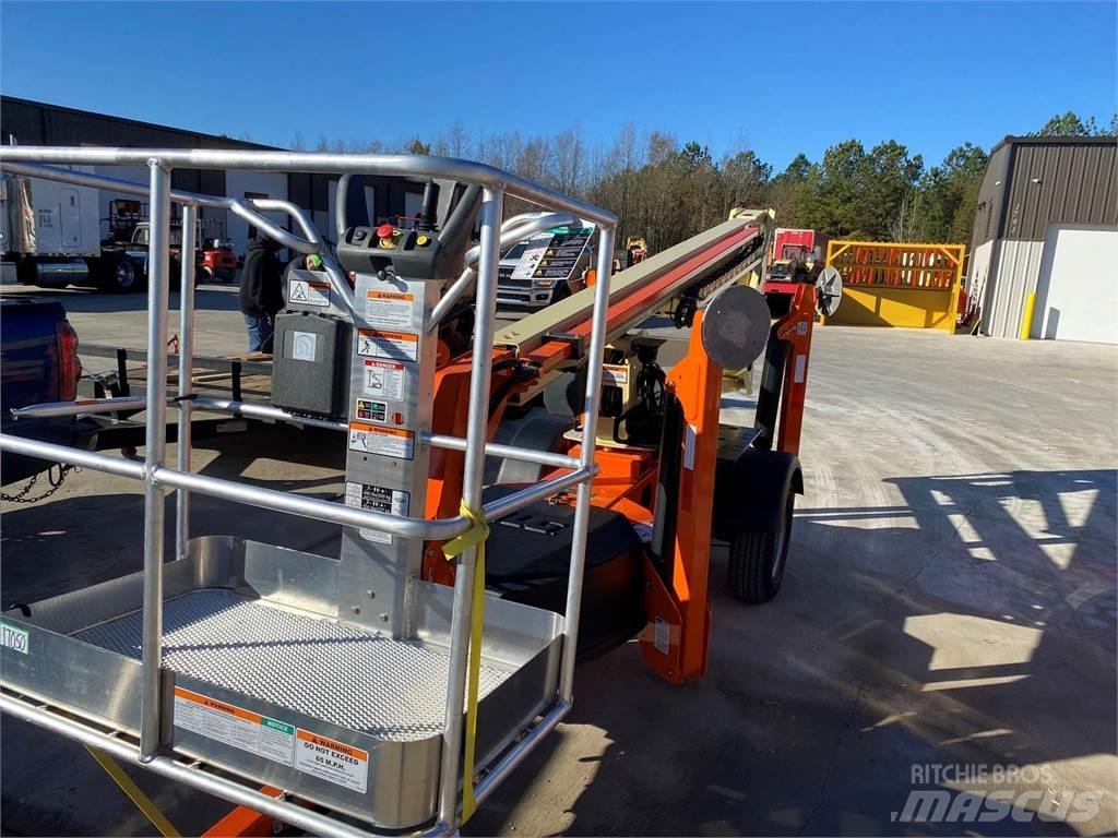 JLG T350 트레일러 탑재 고소작업대
