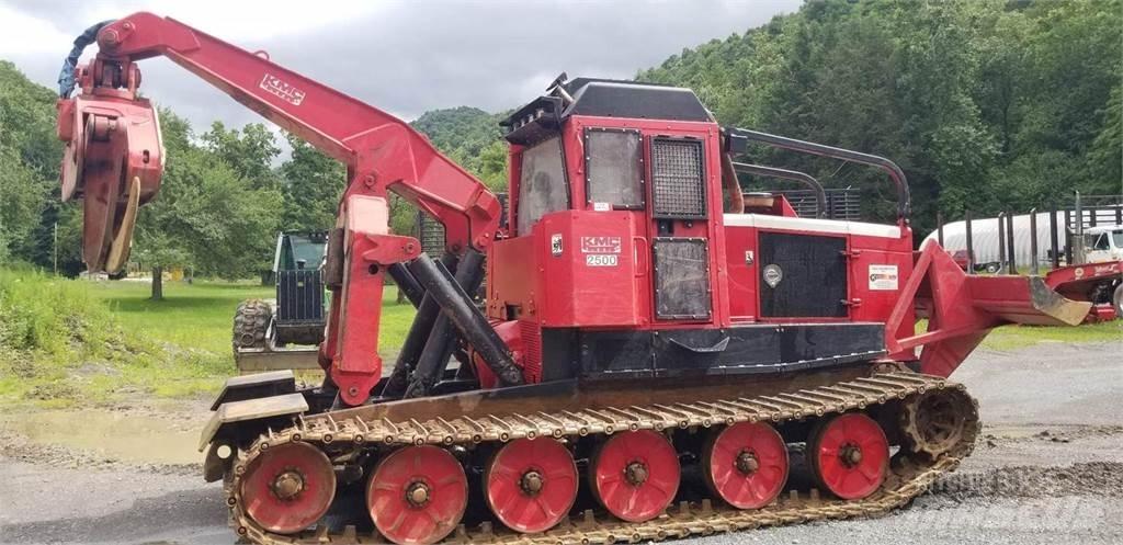 KMC 2500 목재스키더