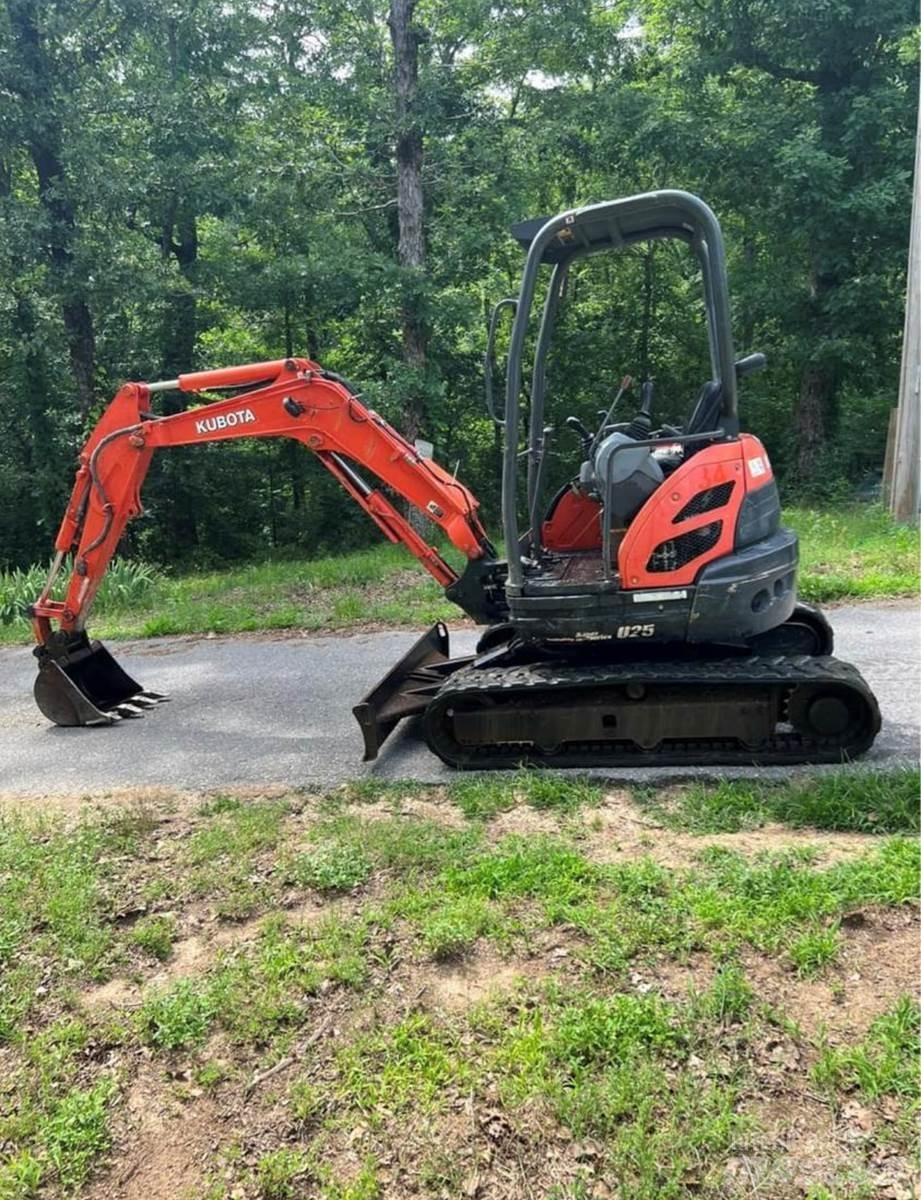 Kubota U25 소형 굴삭기 7톤 미만