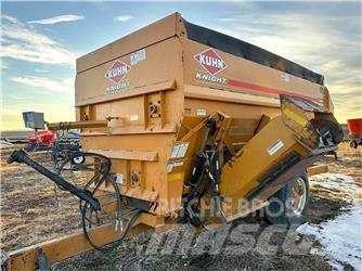 Kuhn 4142 믹서 피더