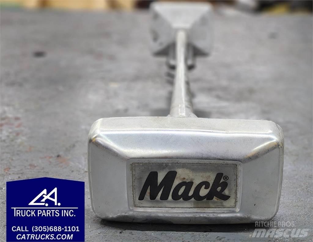 Mack  일렉트로닉스