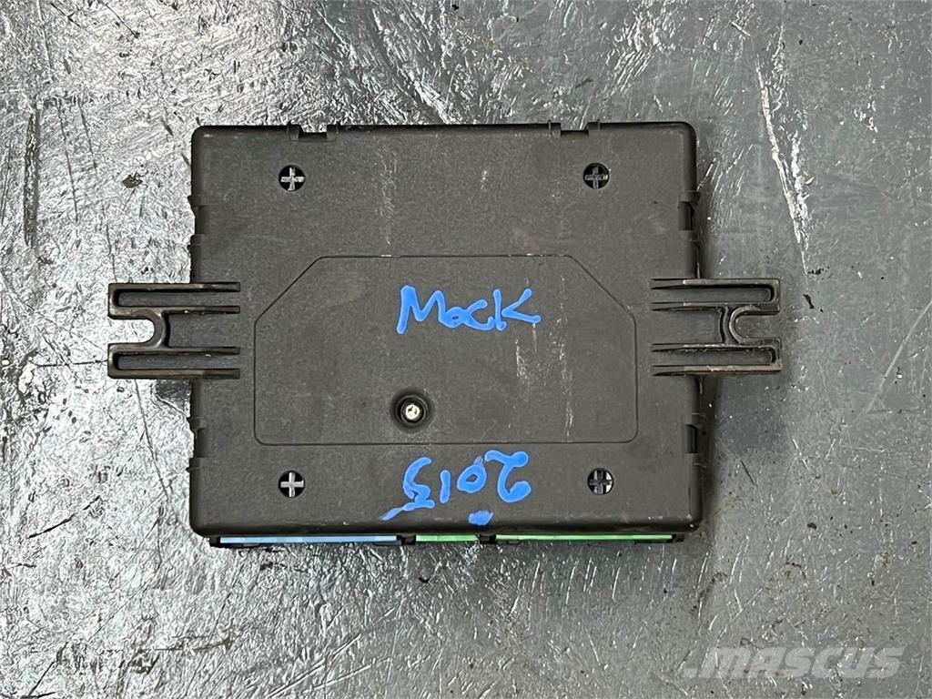 Mack  일렉트로닉스