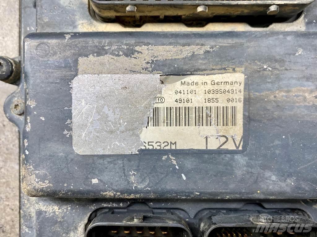Mack AC 일렉트로닉스