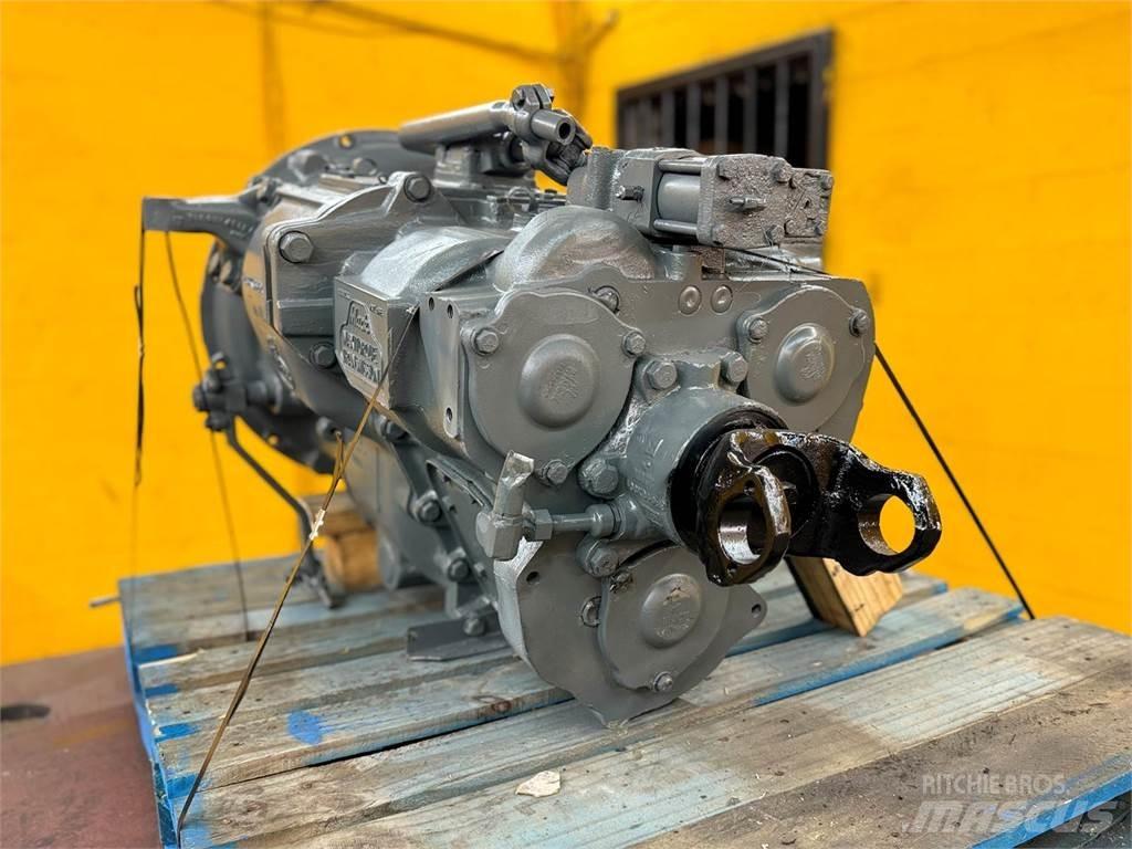 Mack D1070 기어박스