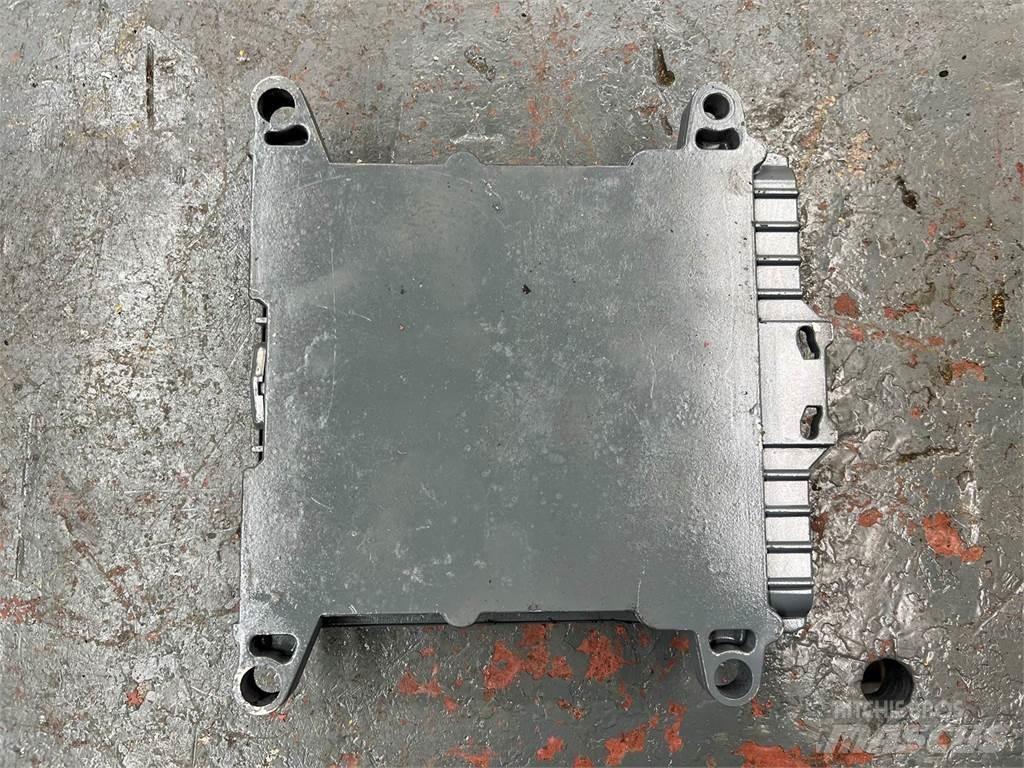 Mack E7 일렉트로닉스