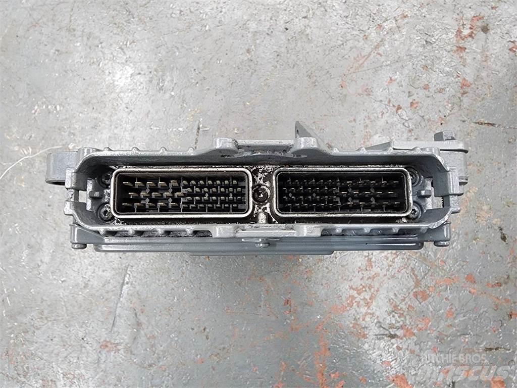Mack E7 일렉트로닉스