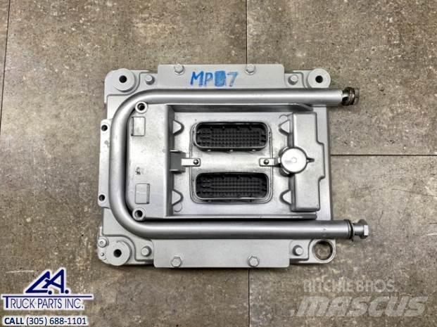 Mack MP7 일렉트로닉스