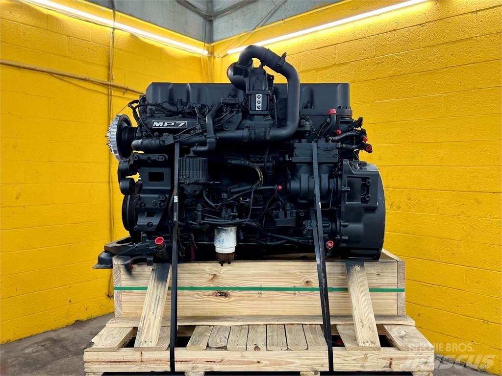 Mack MP7 엔진