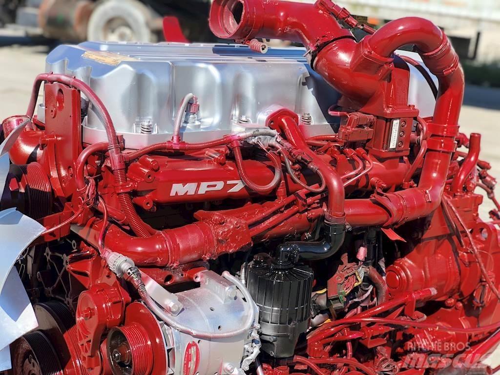 Mack MP7 엔진
