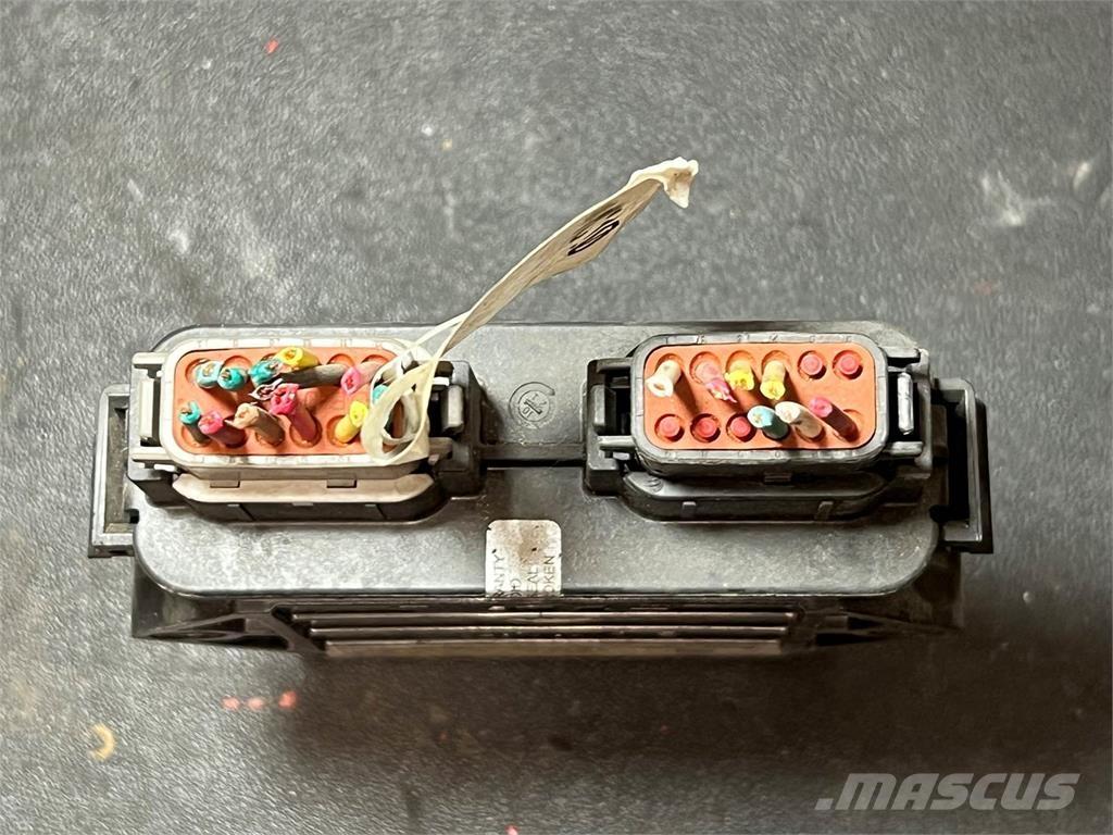 Mack Other 일렉트로닉스