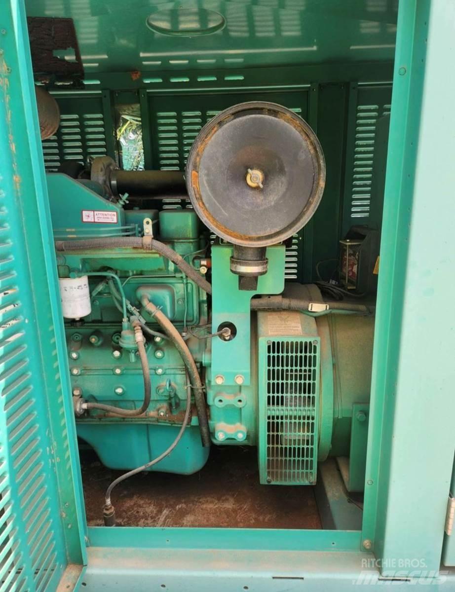 Onan 80 KW 디젤 발전기