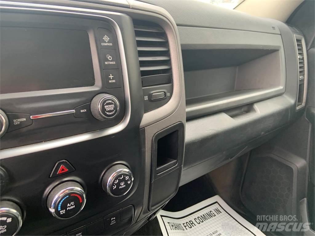 RAM 2500 픽업/드롭사이드