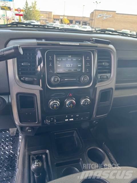 RAM 5500 트럭 탑재 고소작업대