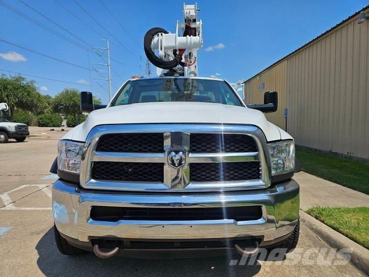 RAM 5500 트럭 탑재 고소작업대