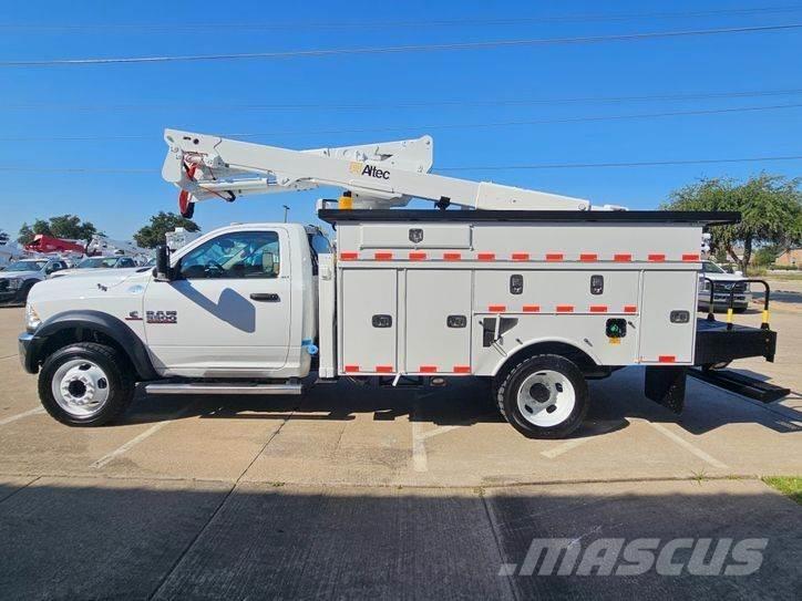 RAM 5500 트럭 탑재 고소작업대