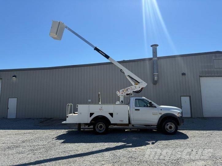 RAM 5500 트럭 탑재 고소작업대