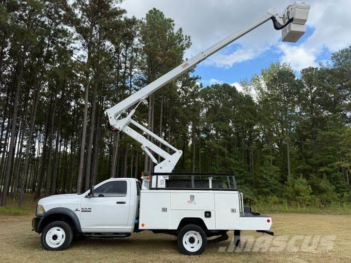 RAM 5500 트럭 탑재 고소작업대