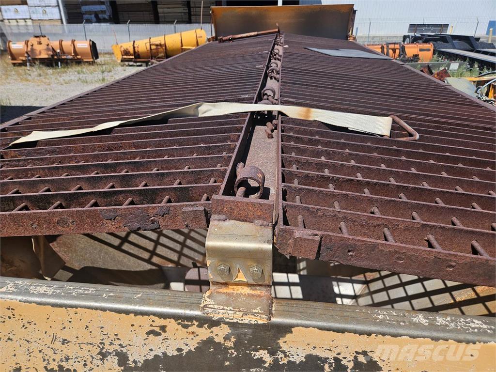 Swenson  모래(염화칼슘) 살포기