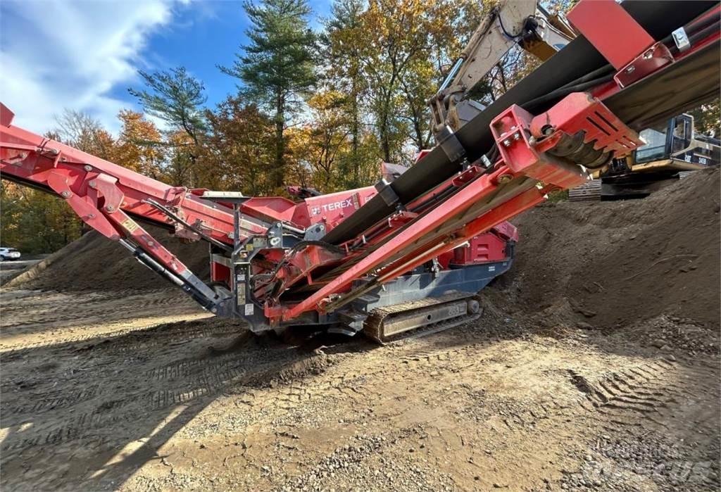 Terex 863 스크리너