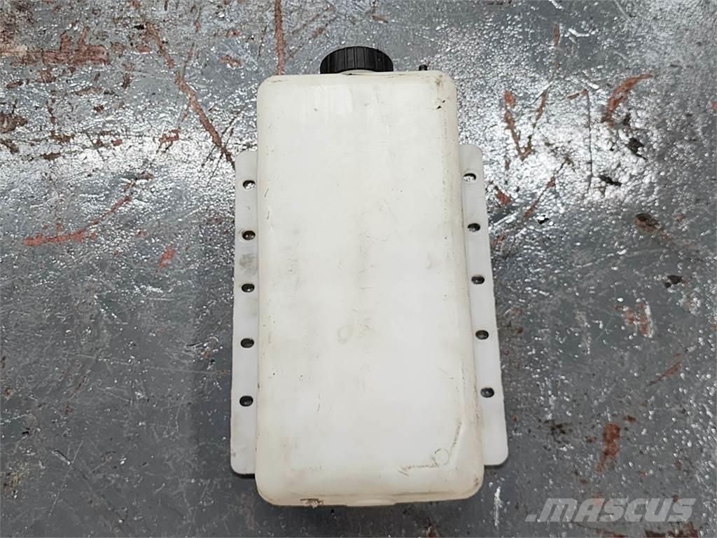  Unmarked 라디에이터