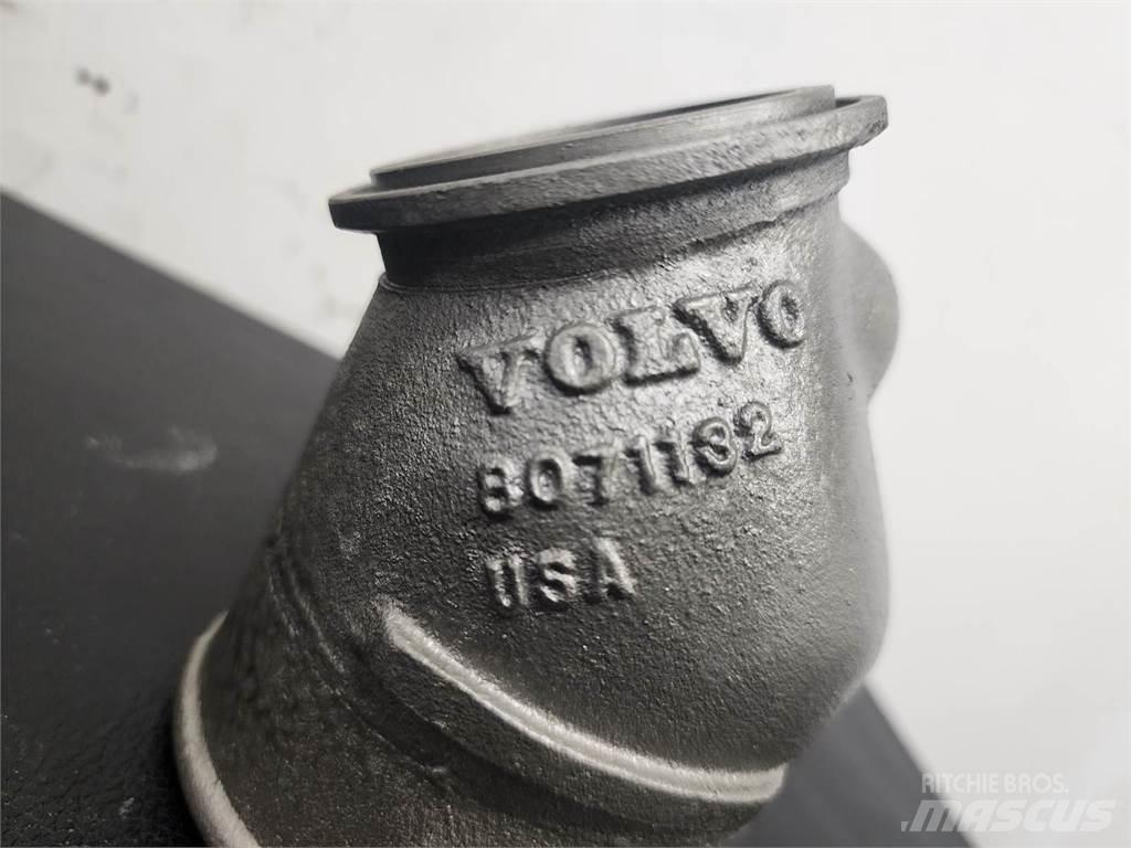 Volvo  운송 장비 - 기타