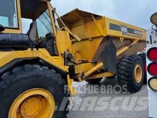 Volvo A25C 연결식 홀러
