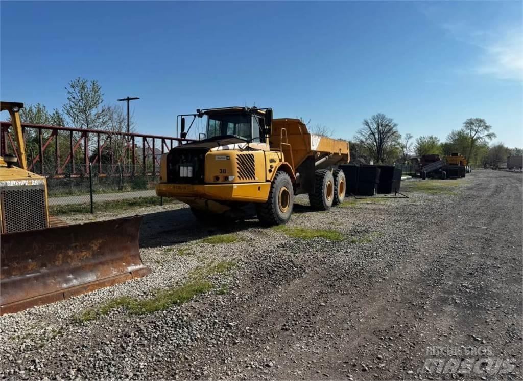 Volvo A25E 덤프 트럭