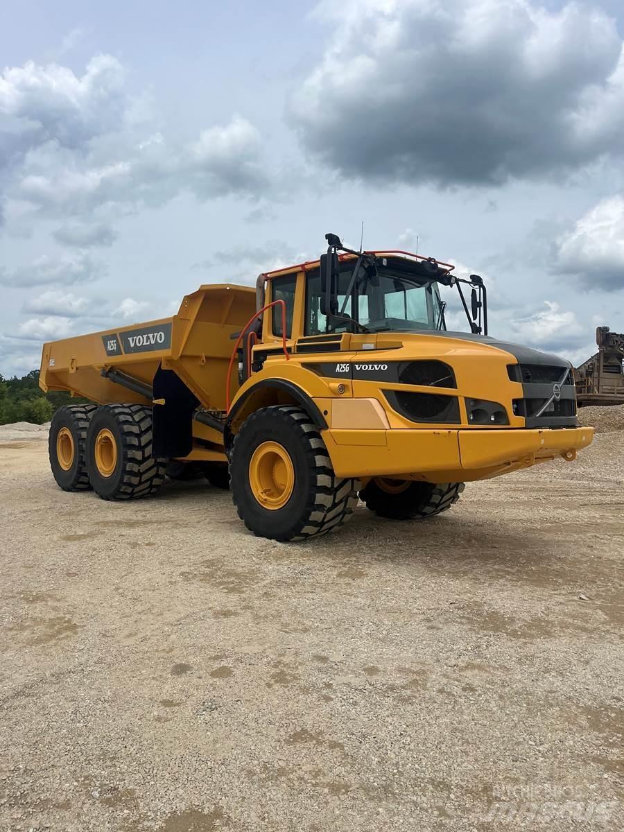 Volvo A25G 연결식 홀러