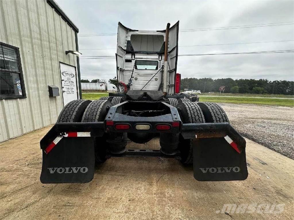 Volvo D13 엔진