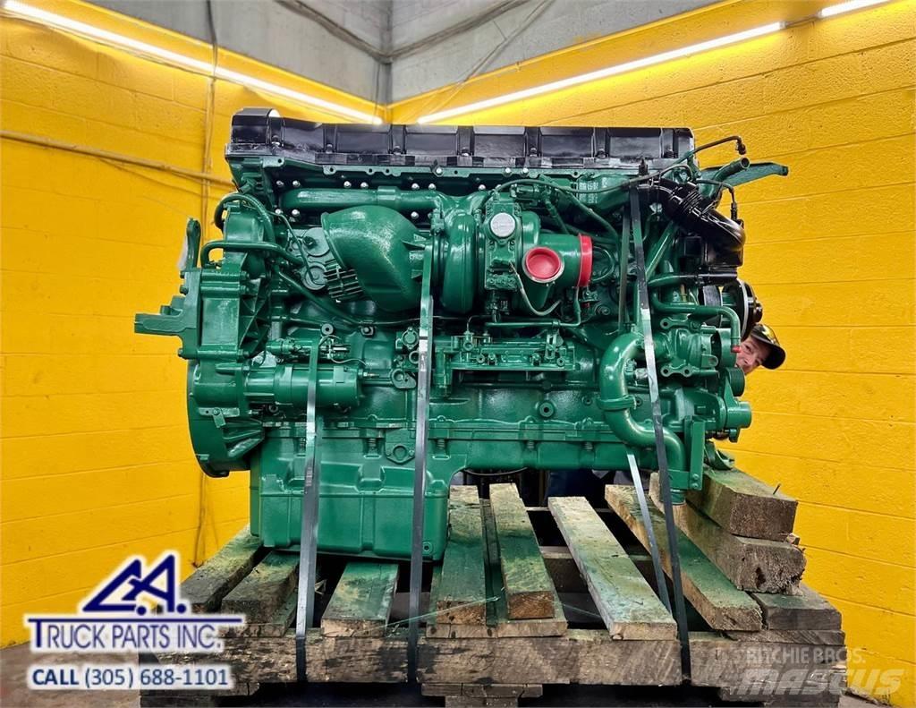 Volvo D16 엔진