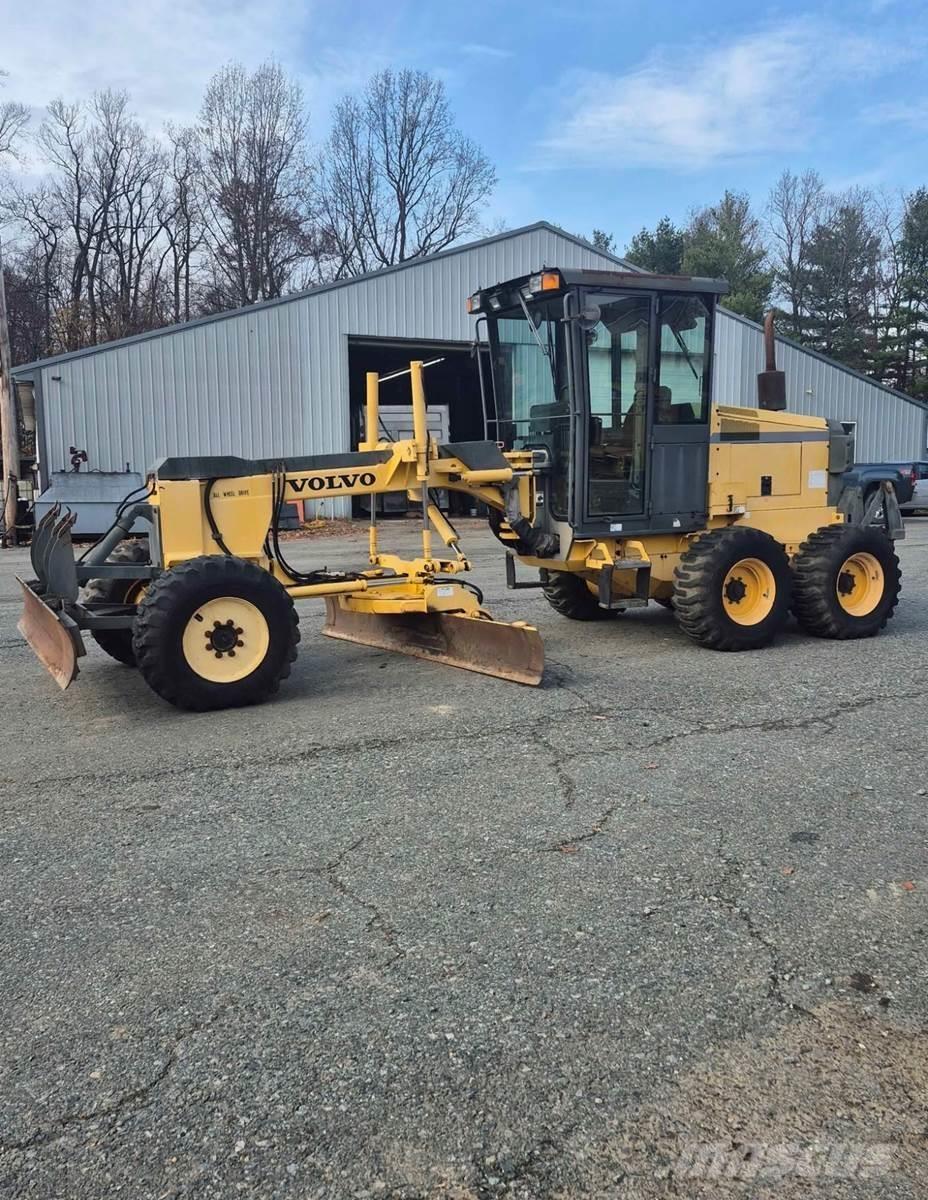 Volvo G86 그레이더