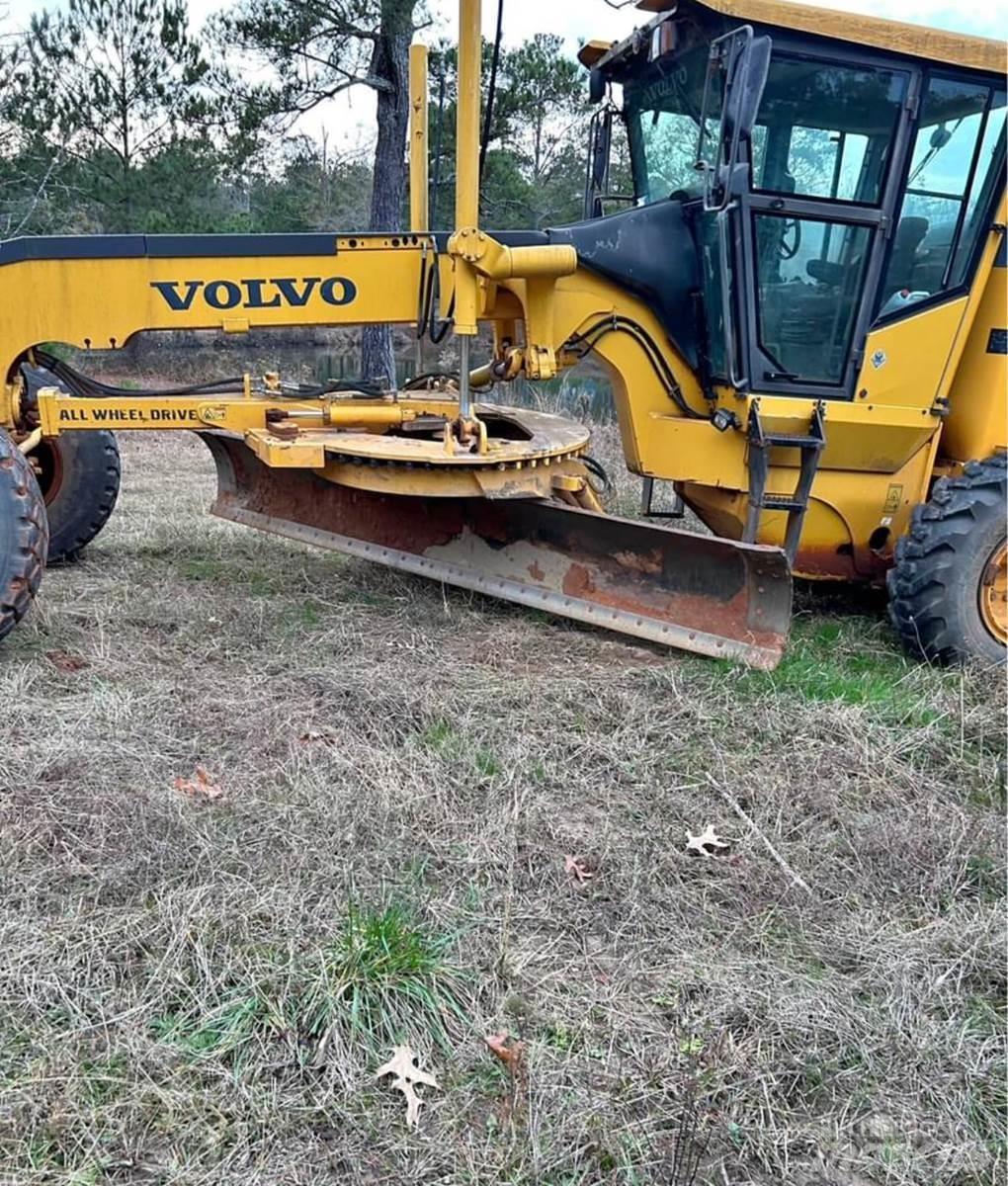 Volvo G946 그레이더