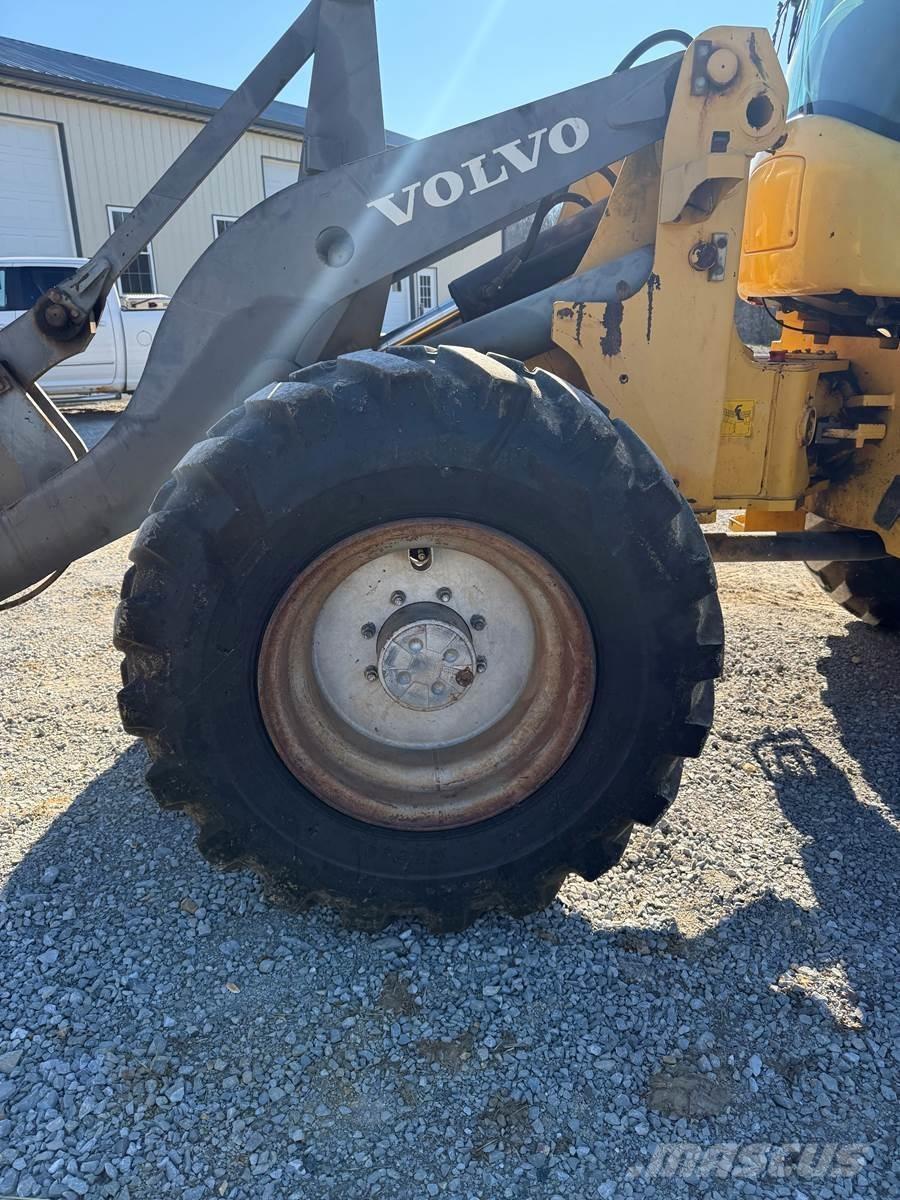 Volvo L45  휠로우더