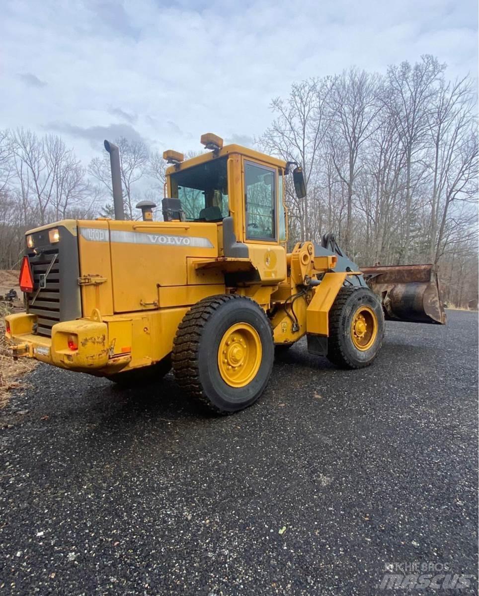 Volvo L70D  휠로우더