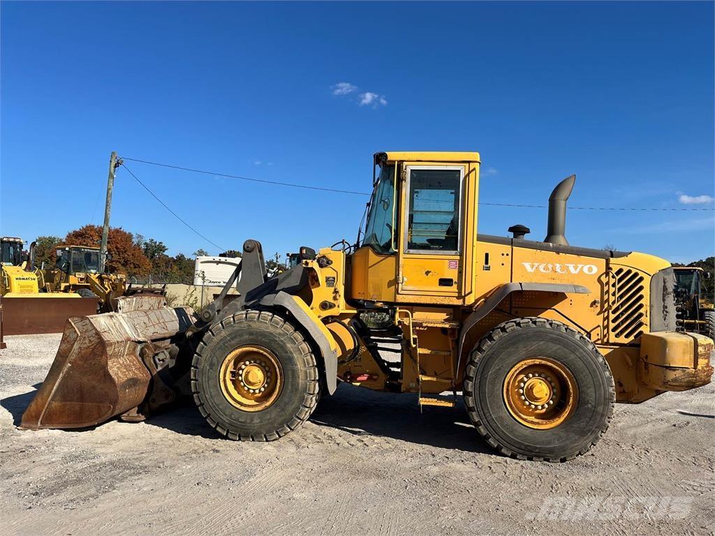 Volvo L90E  휠로우더